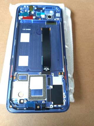 Nuovo kit schermo AMOLED e cover per Xiaomi Mi 9