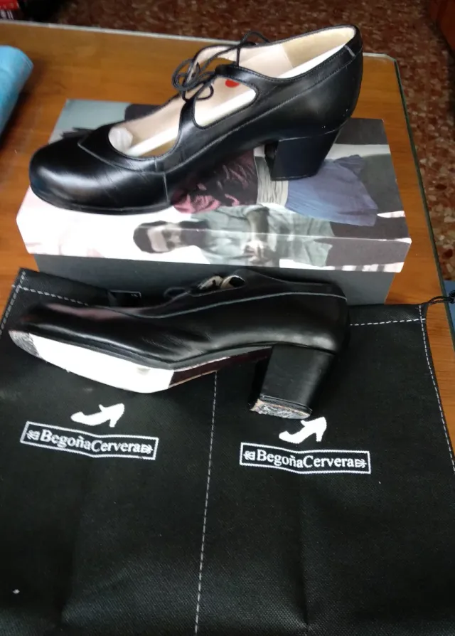Zapatos Flamenco Begoña Cervera Negros