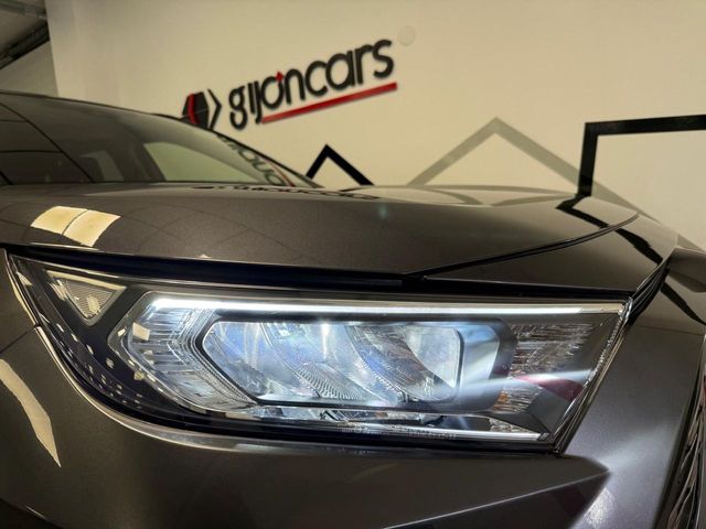 Toyota Rav4 2.5l 220H Advance