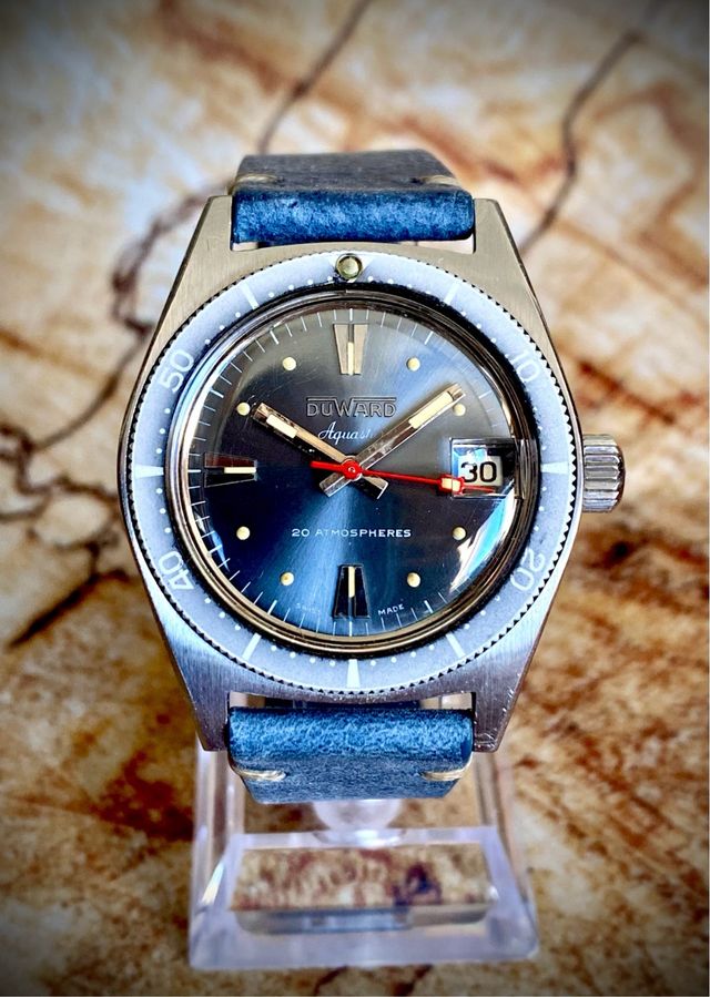 Reloj DUWARD AQUASTAR 20 ATM, Vintage