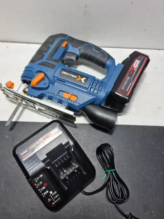 Caladora Dexter 18V a Batería