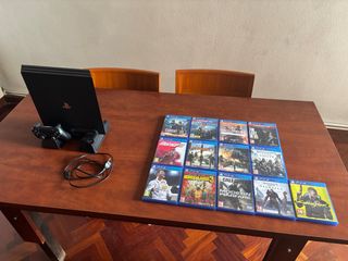Consola PS4 Pro 1TB Negra + 13 Juegos + Mando