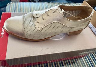 Zapatos Wonders Beige y Dorado Mujer