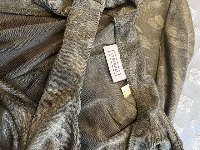 Vestito lungo verde con fantasia foglie