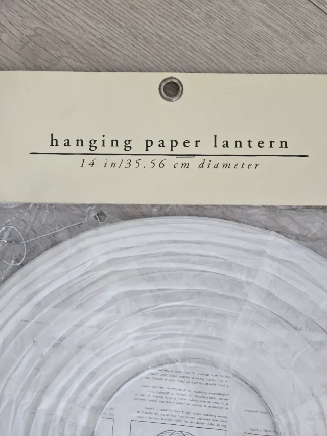 Linterna papel colgante blanca