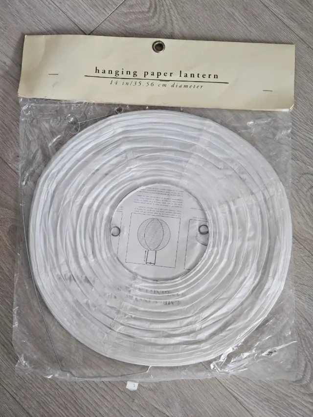 Linterna papel colgante blanca