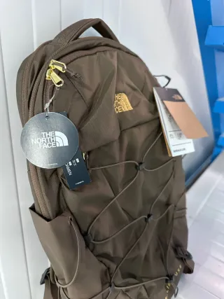 Mochila The North Face Borealis Luxe Marrón Dorada