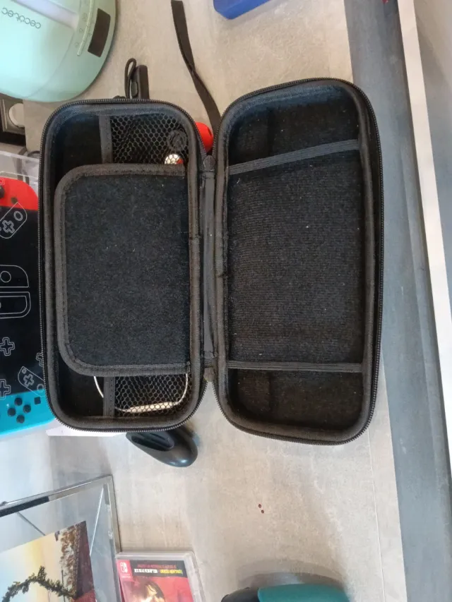 Nintendo Switch Azul y Rojo