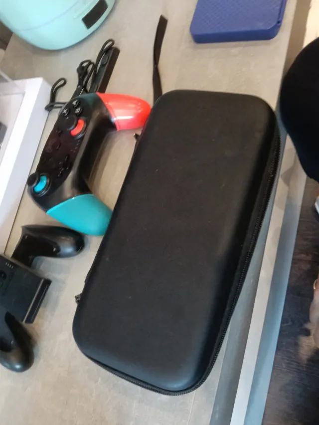 Nintendo Switch Azul y Rojo