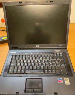 HP Compaq nx 8220