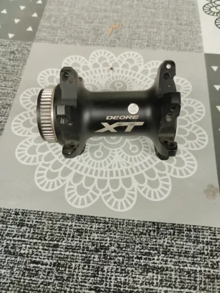 Buje Shimano Deore XT