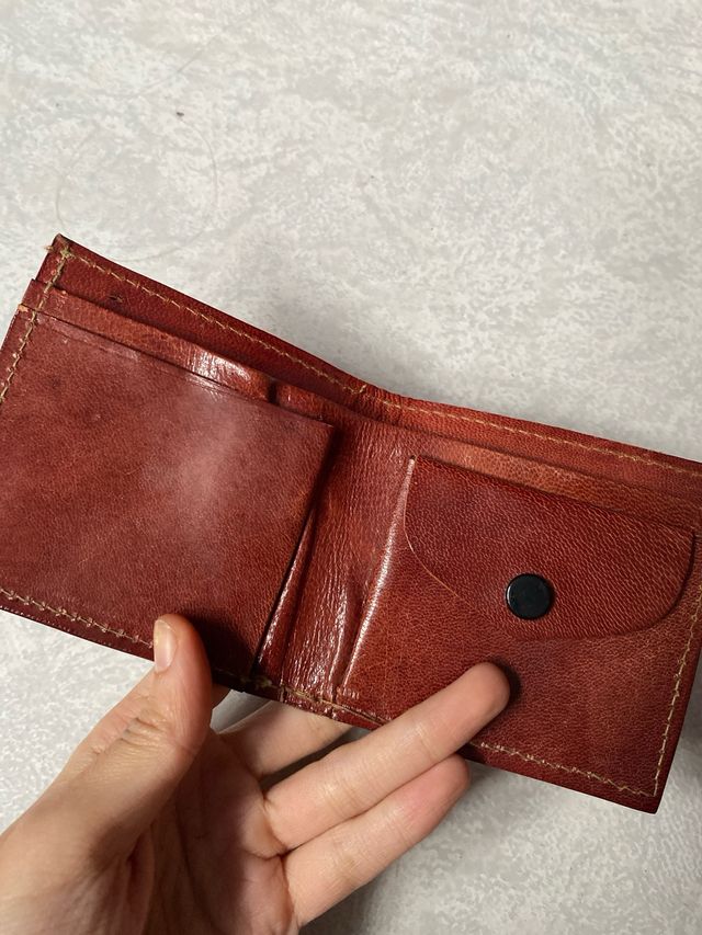 Billetera de piel artesanal con elefantes