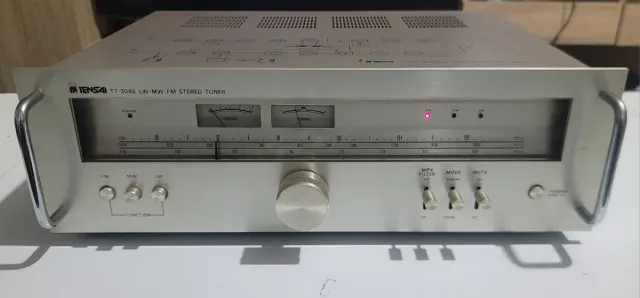 Sintonizador Tensai TT-3045 LW MW FM Estéreo