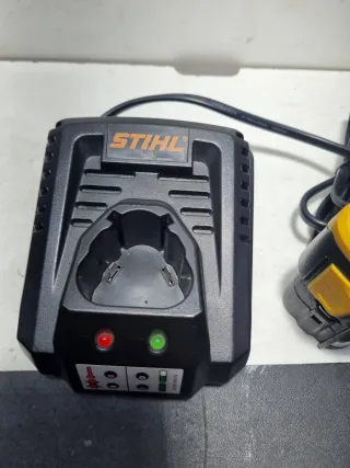 Cargador y Batería STIHL