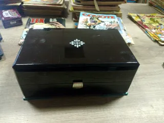 Caja para Reloj Patek Philippe negra.leer descrip.
