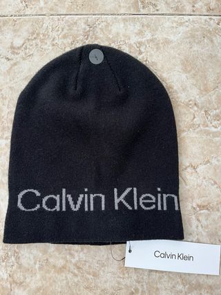 Gorro Calvin Klein Negro y Gris