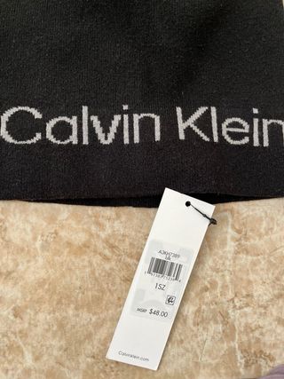 Gorro Calvin Klein Negro y Gris