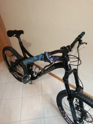 Bicicleta Enduro Doble Suspensión Morewood talla L