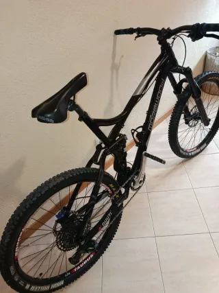 Bicicleta Enduro Doble Suspensión Morewood talla L