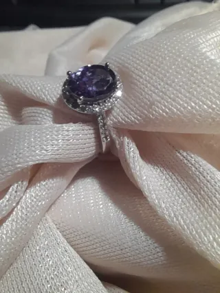 Anillo chapado oro Blanco. Purpura. Talla 13 y 19