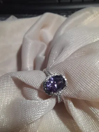 Anillo chapado oro Blanco. Purpura. Talla 13 y 19