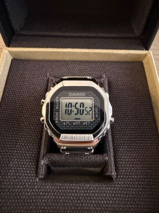 Casio CRW-001 Reloj Digital Plata y Negro