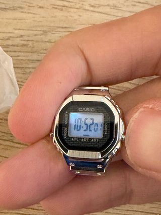 Casio CRW-001 Reloj Digital Plata y Negro