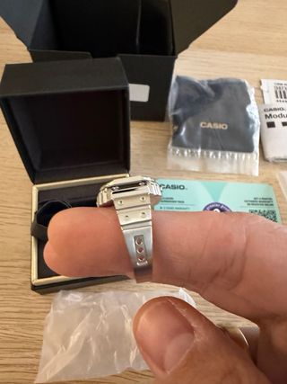 Casio CRW-001 Reloj Digital Plata y Negro