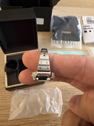 Casio CRW-001 Reloj Digital Plata y Negro