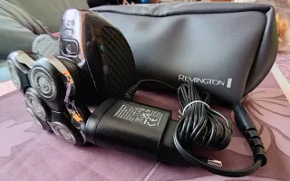 Afeitadora con 5 cabezales, cuchillas Dual Track.