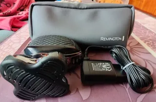 Afeitadora con 5 cabezales, cuchillas Dual Track.