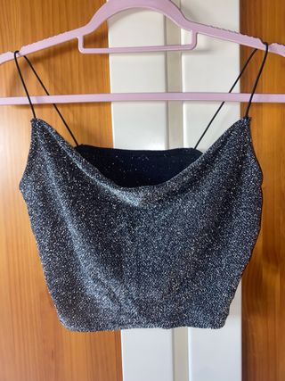 Top brillo plateado