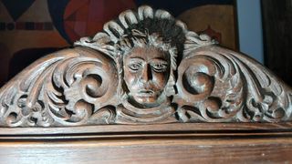 Muebles antiguos madera y cristal