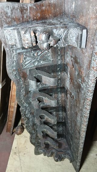 Muebles antiguos madera y cristal