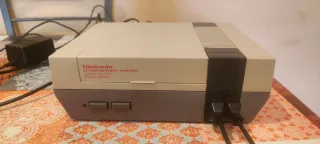 Consola Nintendo NES Edición Española + Juego