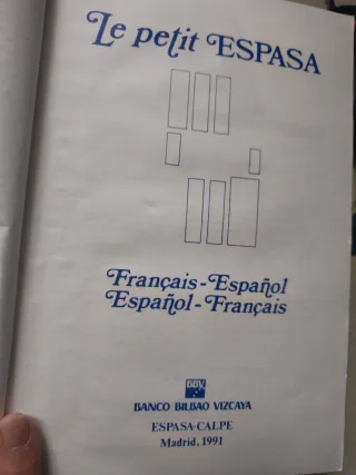 Le petit Espasa diccionario español francés-