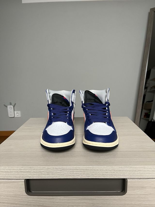 Jordan 1 High Rare Air Azul Blanco