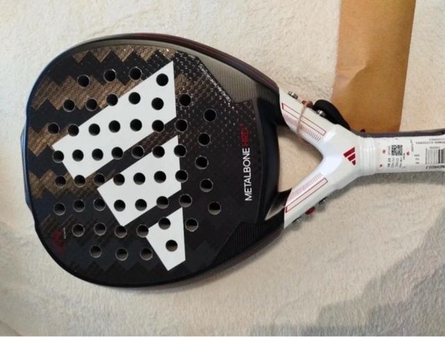 Pala Pádel Adidas Metalbone HRD+ Ale Galán 2024