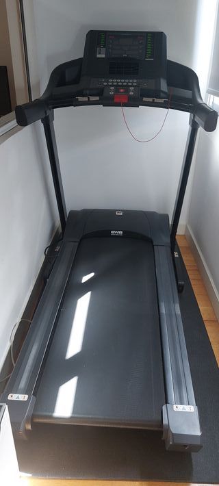 Cinta de correr BH Fitness.