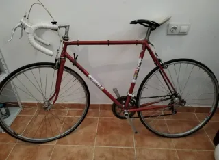 Bicicleta de carretera Bentley Vintage