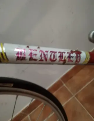 Bicicleta de carretera Bentley Vintage