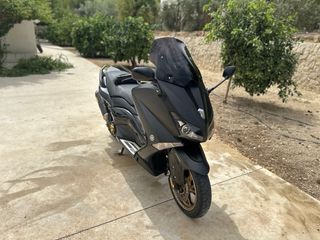 Yamaha TMAX 530 black Max Abs  .
