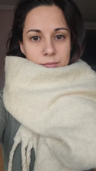 Chaleco blanco con flecos