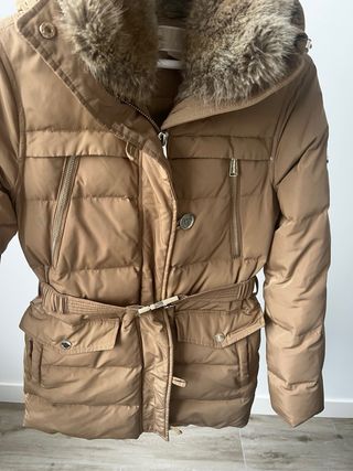 Abrigo Michael Kors beige Capucha y pelo natural