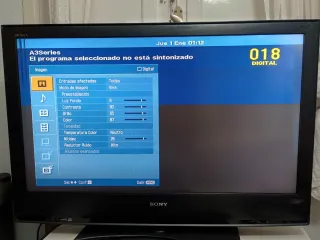 TV Sony KDL-40S2030 Negra