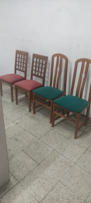 Mesa de comedor y sillas