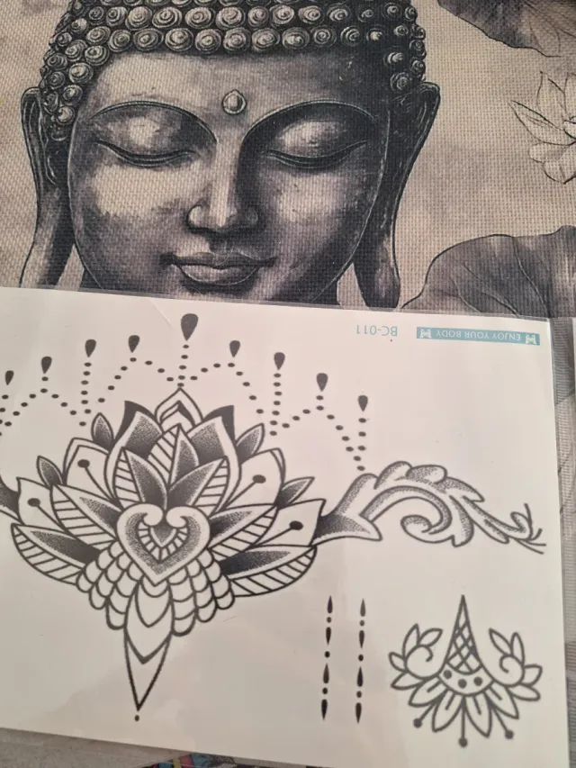 Tatuaje temporal Mandala