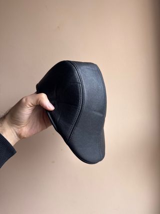 Boina Gorra Sintética Negra