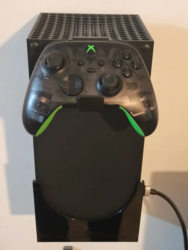 Vendo Xbox Series X de 1 TB + mando 20 aniversario