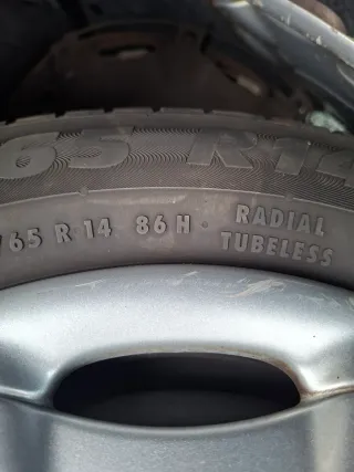 Neumático 266 0FBXL5 0624